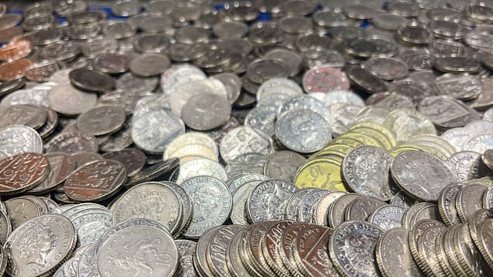 UK Household Incomes Continue To Be Squeezed