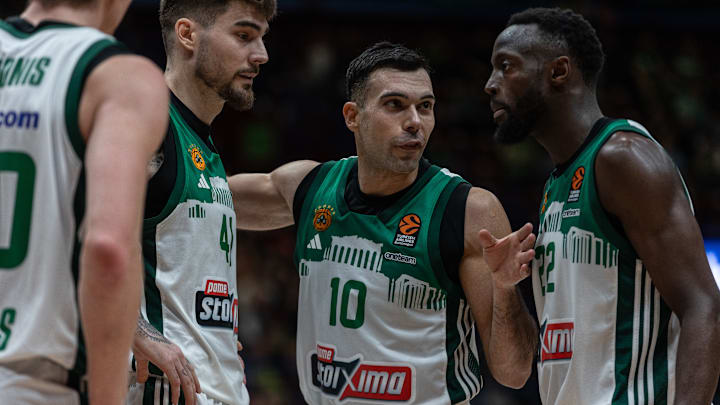 EA7 Emporio Armani Milan v Panathinaikos Athens - Turkish Airlines EuroLeague