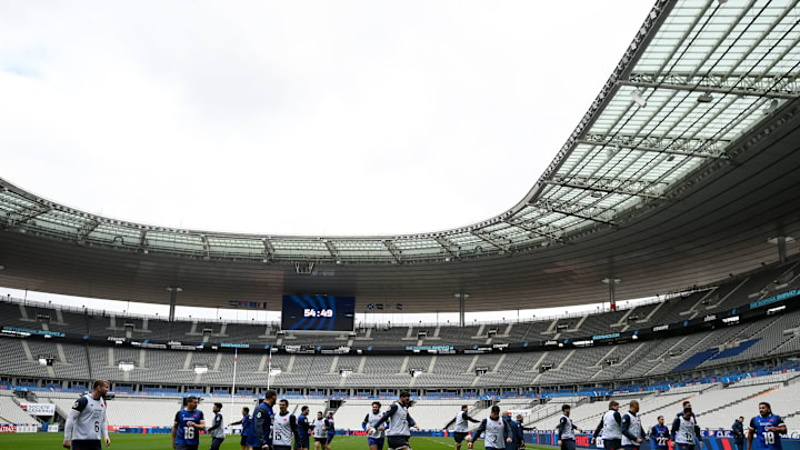 RUGBYU-FRA-6NATIONS-TRAINING