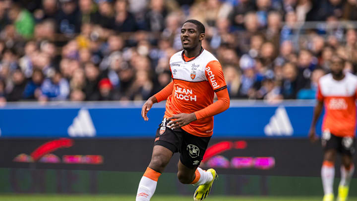 While Ayman Kari's future remains uncertain, it's evident that his tenure at FC Lorient will conclude at the conclusion of his season-long loan.