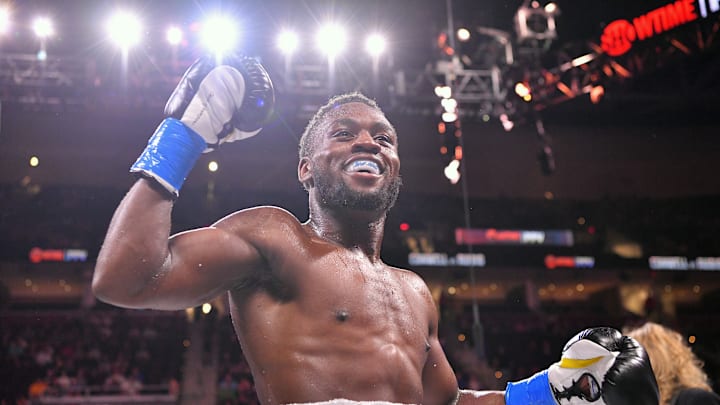 Jake Paul v Tyron Woodley