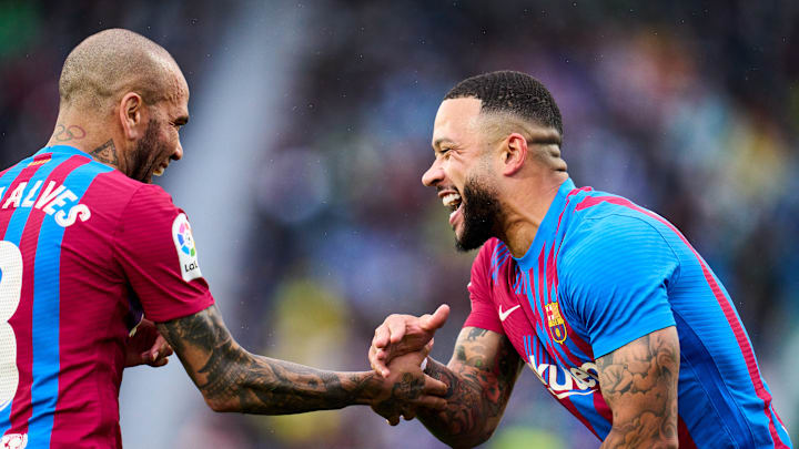 Memphis Depay, Dani Alves