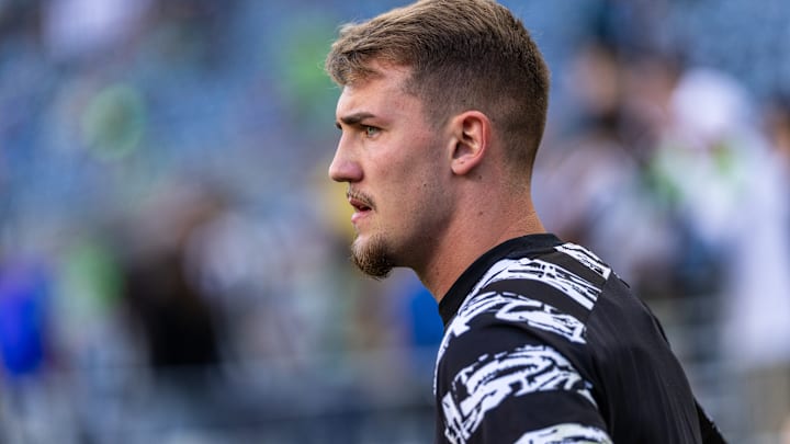 Goleiro vem de falhas importantes pelo Glorioso