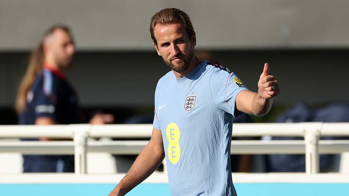 Daumen hoch für die Bayern? Harry Kane könnte seinen Vertrag zeitnah verlängern Daumen hoch für die Bayern? Harry Kane könnte seinen Vertrag zeitnah verlängern