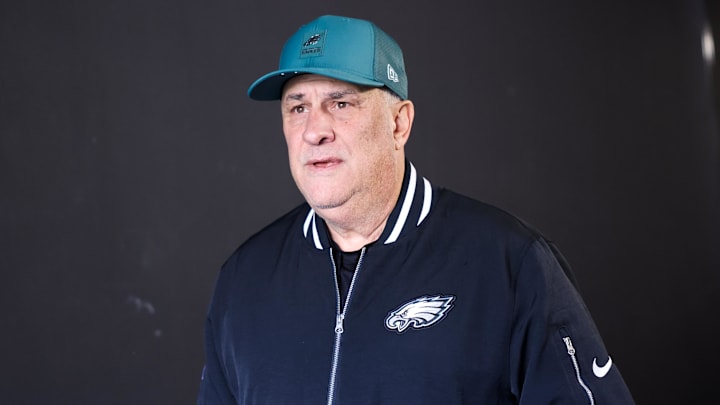 Dec 14, 2025; Philadelphia, Pennsylvania, USA; Philadelphia Eagles defensive coordinator Vic Fangio walks onto the field before the game against the Las Vegas Raiders at Lincoln Financial Field. Dec 14, 2025; Philadelphia, Pennsylvania, USA; Philadelphia Eagles defensive coordinator Vic Fangio walks onto the field before the game against the Las Vegas Raiders at Lincoln Financial Field.