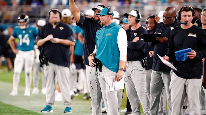 Aug 9, 2025; Jacksonville, Florida, USA; Jacksonville Jaguars head coach Liam Coen stands on the sidelines during a preseason game against the Pittsburgh Steelers at EverBank Stadium. Mandatory Credit: Travis Register-Imagn Images Aug 9, 2025; Jacksonville, Florida, USA; Jacksonville Jaguars head coach Liam Coen stands on the sidelines during a preseason game against the Pittsburgh Steelers at EverBank Stadium. Mandatory Credit: Travis Register-Imagn Images