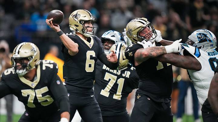 Dec 14, 2025; New Orleans, Louisiana, USA; New Orleans Saints quarterback Tyler Shough (6) throws the ball during the second quarter against the Carolina Panthers at Caesars Superdome. Mandatory Credit: Matthew Hinton-Imagn Images Dec 14, 2025; New Orleans, Louisiana, USA; New Orleans Saints quarterback Tyler Shough (6) throws the ball during the second quarter against the Carolina Panthers at Caesars Superdome. Mandatory Credit: Matthew Hinton-Imagn Images