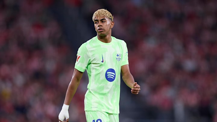 lamine yamal con el barcelona