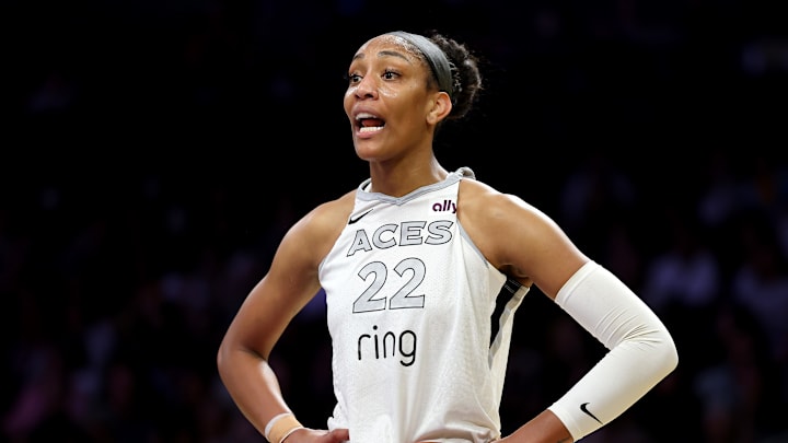 Las Vegas Aces v Los Angeles Sparks