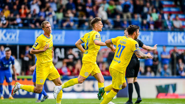Eintracht Braunschweig steigt in die 2. Bundesliga auf Eintracht Braunschweig steigt in die 2. Bundesliga auf
