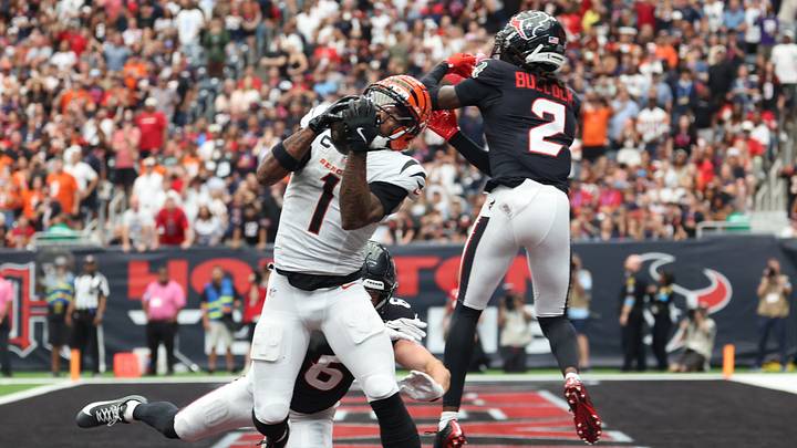 Sep 20, 2026; Houston, Texas, USA; Cincinnati Bengals wide receiver Ja'Marr Chase (1) makes a touchdown catch against Houston Texans safety Reed Blankenship (6) and safety Calen Bullock (2) during the third quarter at Reliant Stadium. Mandatory Credit: Thomas Shea-Imagn Images Sep 20, 2026; Houston, Texas, USA; Cincinnati Bengals wide receiver Ja'Marr Chase (1) makes a touchdown catch against Houston Texans safety Reed Blankenship (6) and safety Calen Bullock (2) during the third quarter at Reliant Stadium. Mandatory Credit: Thomas Shea-Imagn Images