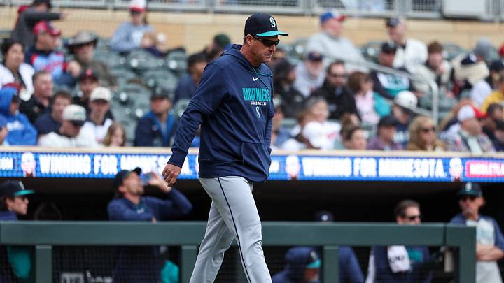 Apr 29, 2026; Minneapolis, Minnesota, USA; Seattle Mariners manager Dan Wilson (6) walks onto the field during the sixth inning against the Minnesota Twins at Target Field. Mandatory Credit: Matt Krohn-Imagn Images Apr 29, 2026; Minneapolis, Minnesota, USA; Seattle Mariners manager Dan Wilson (6) walks onto the field during the sixth inning against the Minnesota Twins at Target Field. Mandatory Credit: Matt Krohn-Imagn Images