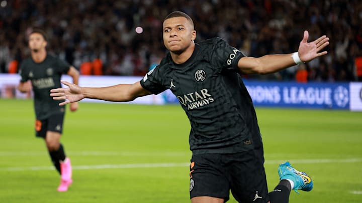Paris Saint-Germain v Borussia Dortmund: Group F - UEFA Champions League 2023/24