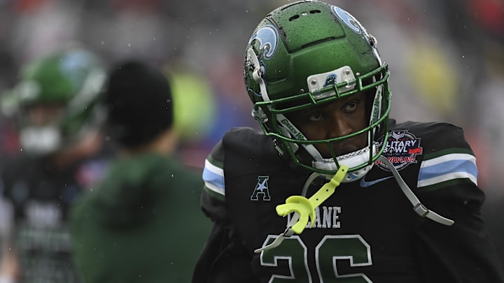 Dec 27, 2023; Annapolis, MD, USA; Tulane Green Wave safety Shi'Keem Laister (26) walks the field before the game against the Virginia Tech Hokies at Navy-Marine Corps Memorial Stadium. Dec 27, 2023; Annapolis, MD, USA; Tulane Green Wave safety Shi'Keem Laister (26) walks the field before the game against the Virginia Tech Hokies at Navy-Marine Corps Memorial Stadium.