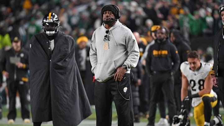 Dec 15, 2024; Philadelphia, Pennsylvania, USA; Pittsburgh Steelers head coach Mike Tomlin against the Philadelphia Eagles at Lincoln Financial Field. Mandatory Credit: Eric Hartline-Imagn Images