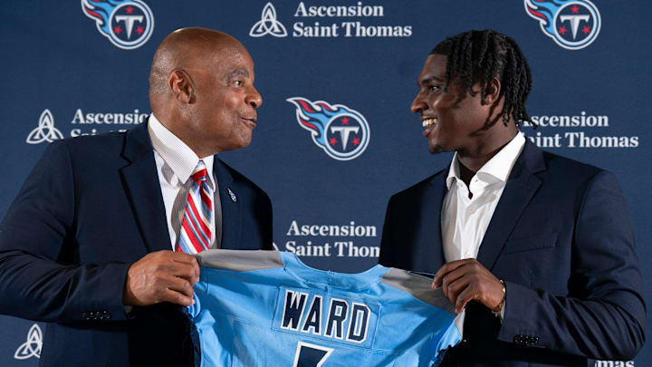 Warren Moon and Cam Ward at Ward's introductory press conference as a member of the Tennessee Titans.