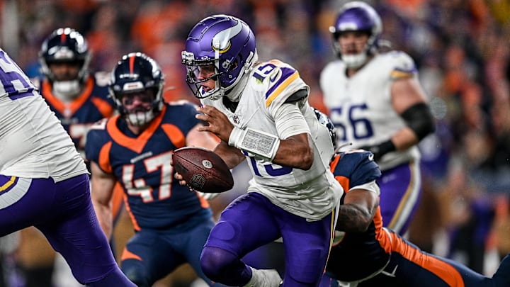 Minnesota Vikings v Denver Broncos