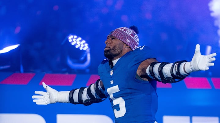 New York Giants linebacker Kayvon Thibodeaux (5) runs out of the tunnel during a Thursday Night Football game between the New York Giants and the Philadelphia Eagles at MetLife Stadium in East Rutherford on Oct. 9, 2025.