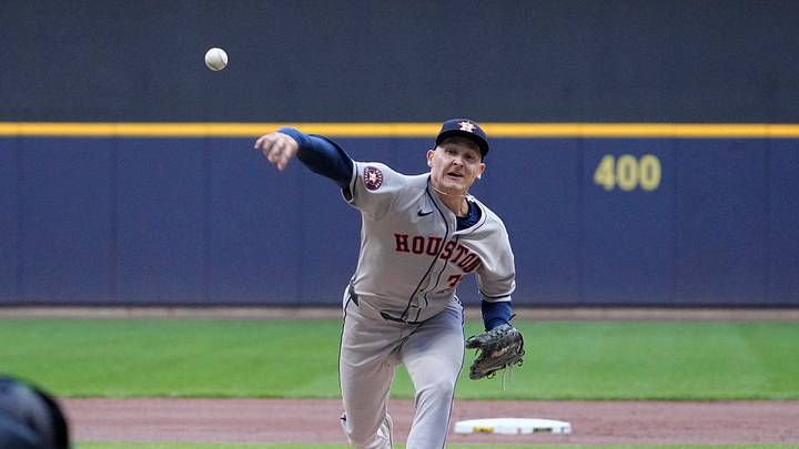 Houston Astros pitcher Hayden Wesneski (39). Mandatory Credit: Michael McLoone-Imagn Images Houston Astros pitcher Hayden Wesneski (39). Mandatory Credit: Michael McLoone-Imagn Images
