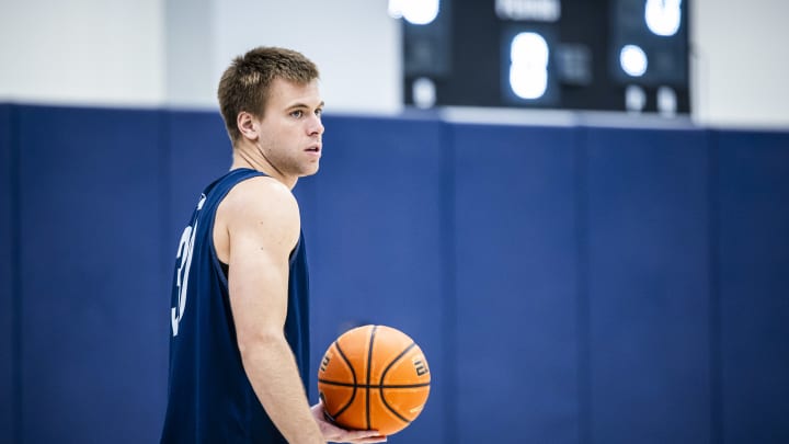 BYU point guard Dallin Hall BYU point guard Dallin Hall