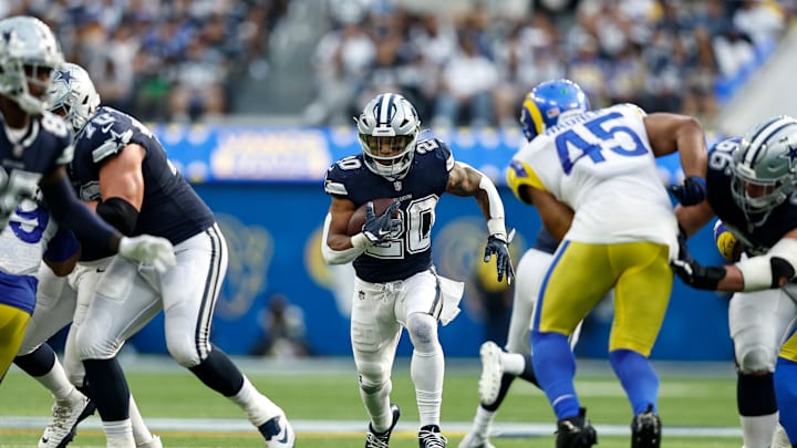 Dallas Cowboys v Los Angeles Rams
