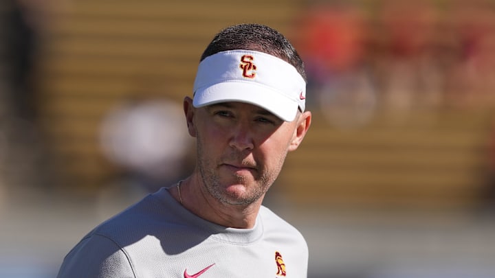 Oct 28, 2023; Berkeley, California, USA; USC Trojans head coach Lincoln Riley walks on the field before a game against the California Golden Bears at California Memorial Stadium. Mandatory Credit: Darren Yamashita-Imagn Images Oct 28, 2023; Berkeley, California, USA; USC Trojans head coach Lincoln Riley walks on the field before a game against the California Golden Bears at California Memorial Stadium. Mandatory Credit: Darren Yamashita-Imagn Images