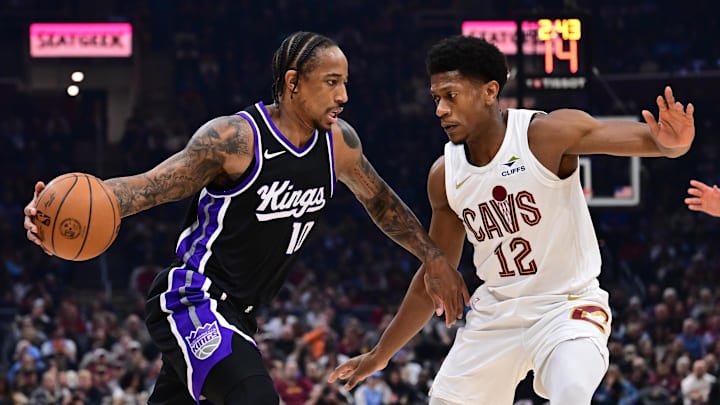 Apr 6, 2025; Cleveland, Ohio, USA; Sacramento Kings forward DeMar DeRozan (10) drives to the basket against Cleveland Cavaliers forward De'Andre Hunter (12) during the first half at Rocket Arena. Mandatory Credit: Ken Blaze-Imagn Images Apr 6, 2025; Cleveland, Ohio, USA; Sacramento Kings forward DeMar DeRozan (10) drives to the basket against Cleveland Cavaliers forward De'Andre Hunter (12) during the first half at Rocket Arena. Mandatory Credit: Ken Blaze-Imagn Images