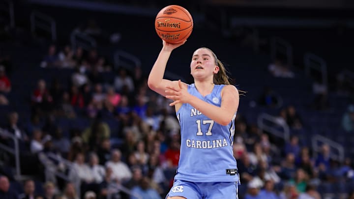 Mar 7, 2026; Duluth, GA, USA; North Carolina Tar Heels guard Elina Aarnisalo (17) shoots against the Louisville Cardinals in the second quarter at Gas South Arena. Mandatory Credit: Brett Davis-Imagn Images
Mar 7, 2026; Duluth, GA, USA; North Carolina Tar Heels guard Elina Aarnisalo (17) shoots against the Louisville Cardinals in the second quarter at Gas South Arena. Mandatory Credit: Brett Davis-Imagn Images