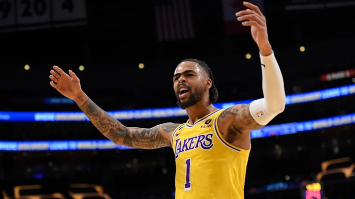 Russell podría impulsar a los Lakers camino a los playoffs