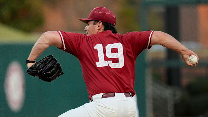 Mar 18, 2025; Tuscaloosa AL, USA; Alabama pitcher Aeden Finateri makes a pitch against South Alabama at Sewell-Thomas Stadium.