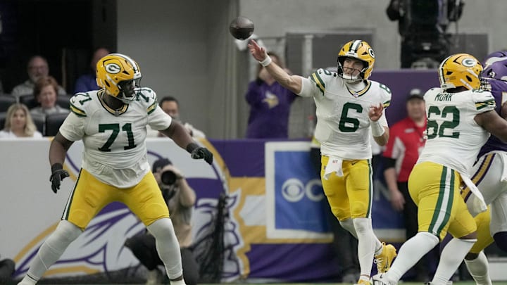 Green Bay Packers quarterback Clayton Tune (6) throws during the fourth quarter of their game Sunday, January 4, 2026 at U.S. Bank Stadium in Minneapolis, Minnesota. The Minnesota Vikings beat the Green Bay Packers 16-3.