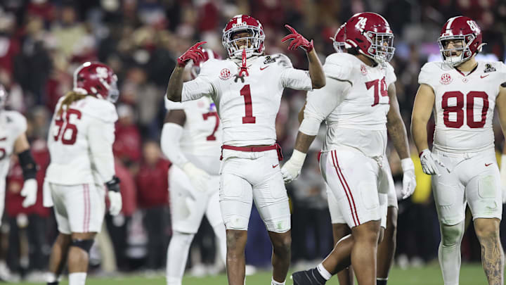 Dec 19, 2025; Norman, OK, USA; Alabama Crimson Tide wide receiver Isaiah Horton (1) reacts in the second half against the Oklahoma Sooners at Gaylord Family OK Memorial Stadium. Mandatory Credit: Nelson Chenault-Imagn Images Dec 19, 2025; Norman, OK, USA; Alabama Crimson Tide wide receiver Isaiah Horton (1) reacts in the second half against the Oklahoma Sooners at Gaylord Family OK Memorial Stadium. Mandatory Credit: Nelson Chenault-Imagn Images