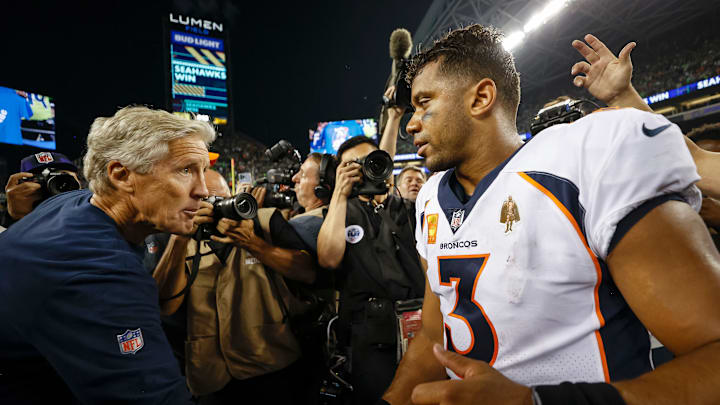 Denver Broncos v Seattle Seahawks