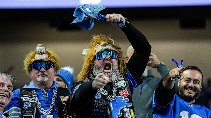 Detroit Lions fans cheer. Detroit Lions fans cheer.