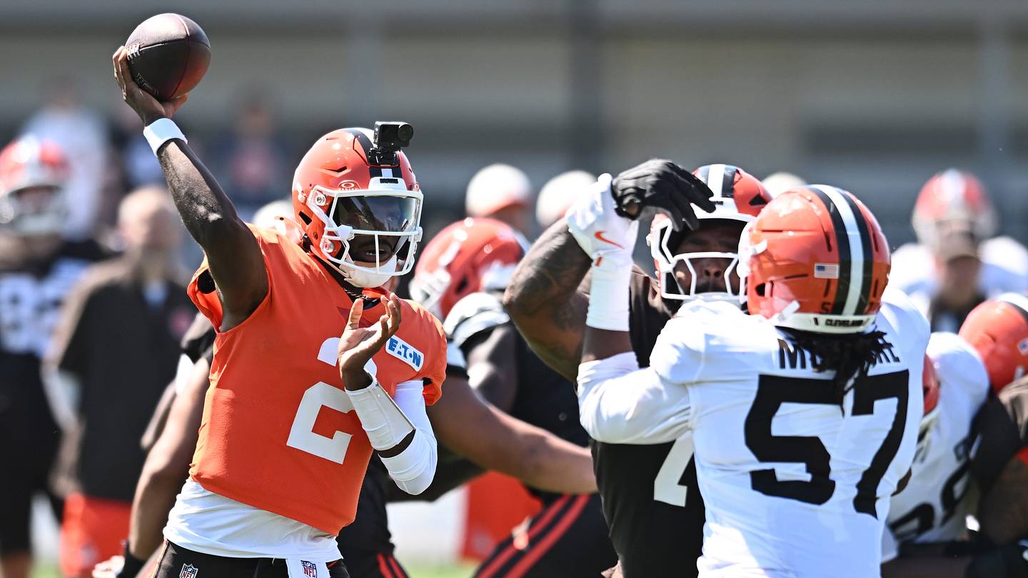 Hanford Dixon Compares Shedeur Sanders to Bernie Kosar in New Interview