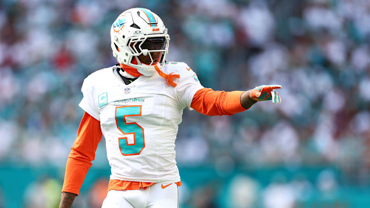 New England Patriots v Miami Dolphins