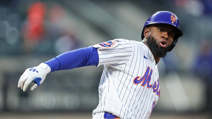 Apr 9, 2026; New York City, New York, USA; New York Mets center fielder Luis Robert Jr. (88) runs the bases after hitting a solo home run during the first inning against the Arizona Diamondbacks at Citi Field. Mandatory Credit: Vincent Carchietta-Imagn Images Apr 9, 2026; New York City, New York, USA; New York Mets center fielder Luis Robert Jr. (88) runs the bases after hitting a solo home run during the first inning against the Arizona Diamondbacks at Citi Field. Mandatory Credit: Vincent Carchietta-Imagn Images
