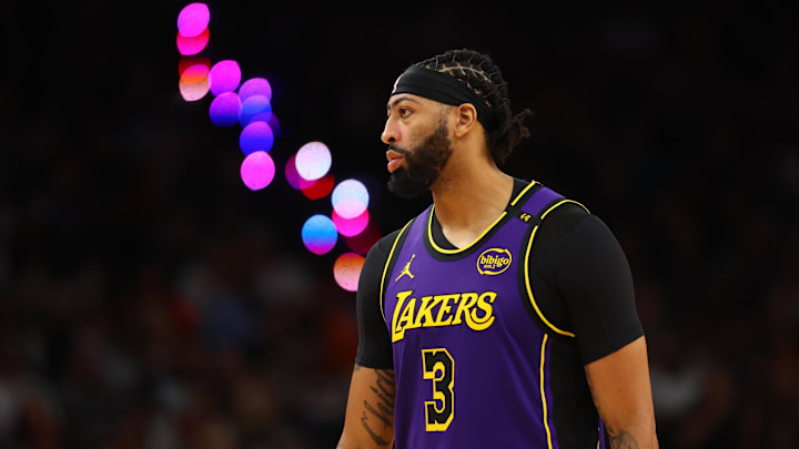 Oct 28, 2024; Phoenix, Arizona, USA; Los Angeles Lakers forward Anthony Davis (3) against the Phoenix Suns at Footprint Center. Mandatory Credit: Mark J. Rebilas-Imagn Images Oct 28, 2024; Phoenix, Arizona, USA; Los Angeles Lakers forward Anthony Davis (3) against the Phoenix Suns at Footprint Center. Mandatory Credit: Mark J. Rebilas-Imagn Images