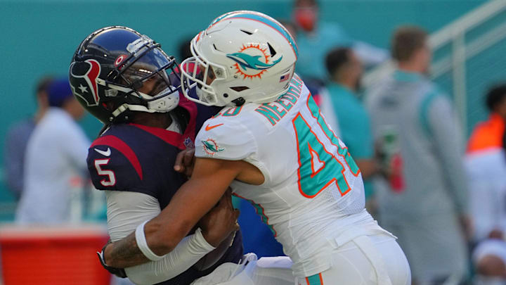 Nov 7, 2021; Miami Gardens, Florida, USA; Miami Dolphins defensive back Nik Needham (40) sacks