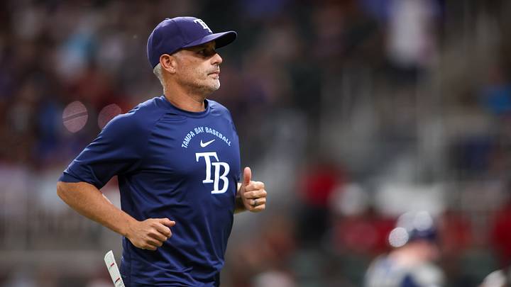 Sep 9, 2026; Atlanta, Georgia, USA; Tampa Bay Rays manager Kevin Cash (16) makes a pitching change against the Atlanta Braves in the sixth inning at Truist Park. Mandatory Credit: Brett Davis-Imagn Images