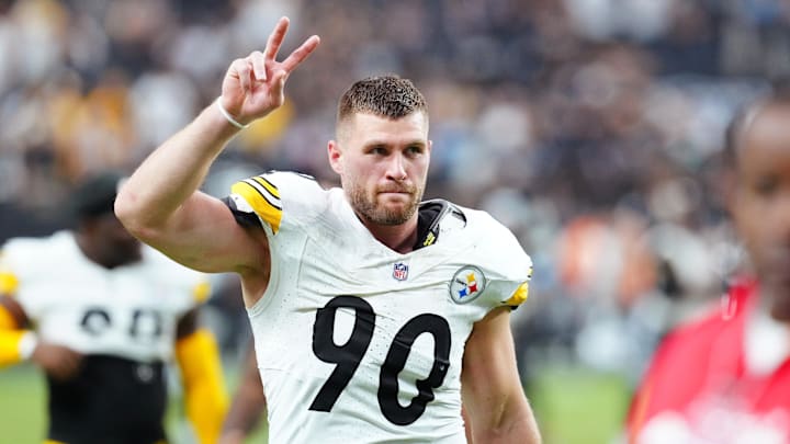 Oct 13, 2024; Paradise, Nevada, USA; Pittsburgh Steelers linebacker T.J. Watt (90) salutes the crowd after the Steelers defeated the Las Vegas Raiders at Allegiant Stadium. Mandatory Credit: Stephen R. Sylvanie-Imagn Images