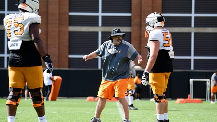 Offensive line coach Glen Elarbee at Tennessee Vol football practice, Thursday, April 15, 2021.

Volfootball0415 0111