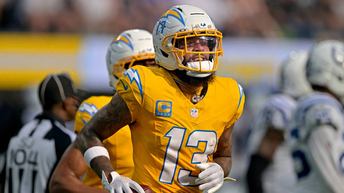 Colts Signing Keenan Allen Greatly Improves Suspect Wide Receiver Depth
