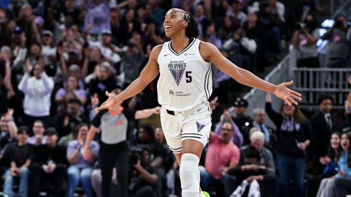 Phoenix Mercury v Golden State Valkyries