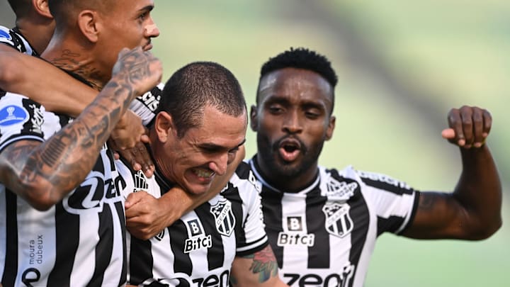 Vina voltou a se destacar com a camisa do Vozão no Brasileiro Vina voltou a se destacar com a camisa do Vozão no Brasileiro