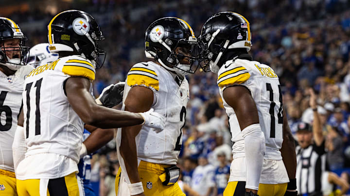 Pittsburgh Steelers v Indianapolis Colts