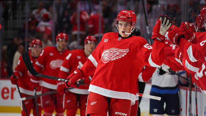 Winnipeg Jets v Detroit Red Wings