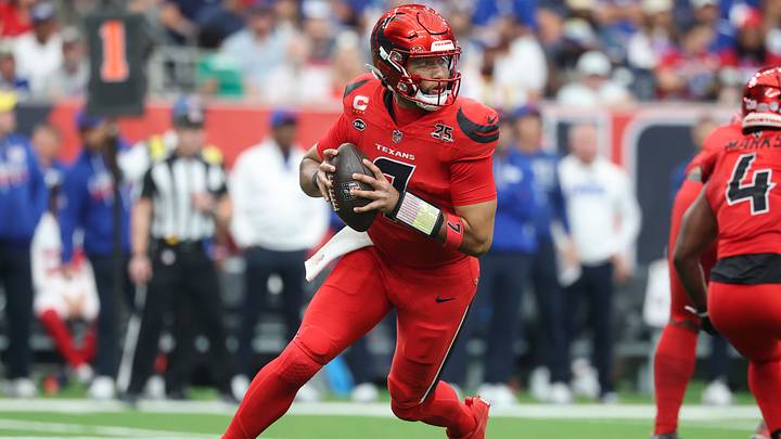 Oct 25, 2026; Houston, Texas, USA; Houston Texans quarterback C.J. Stroud (7) rolls out of the pocket on a play during the third quarter against the New York Giants at Reliant Stadium. Mandatory Credit: Troy Taormina-Imagn Images Oct 25, 2026; Houston, Texas, USA; Houston Texans quarterback C.J. Stroud (7) rolls out of the pocket on a play during the third quarter against the New York Giants at Reliant Stadium. Mandatory Credit: Troy Taormina-Imagn Images