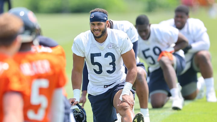Chicago Bears linebacker T.J. Edwards during an offseason workout (2023). 