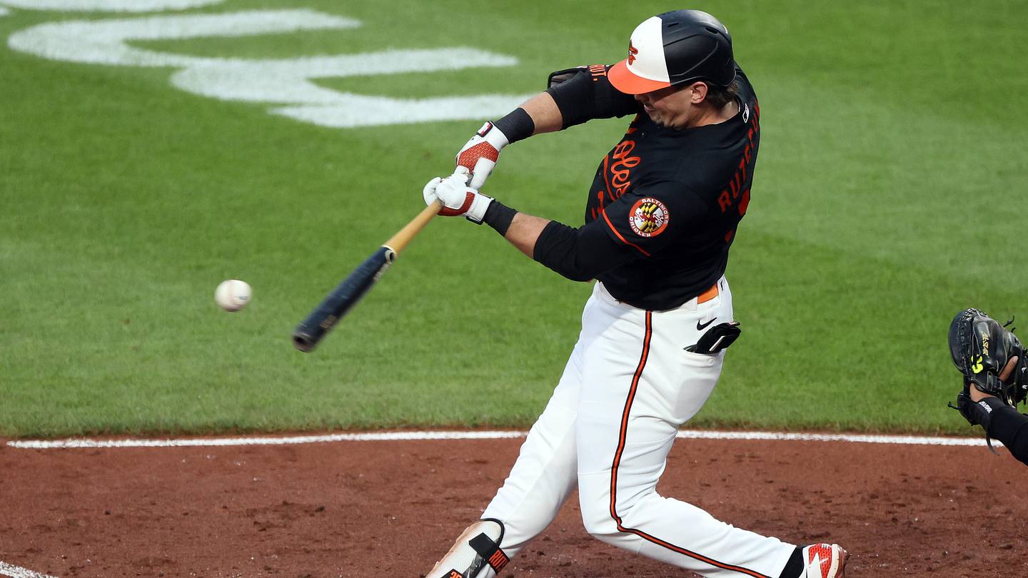 Big Blasts Power Orioles to 7-5 Win Over Mariners